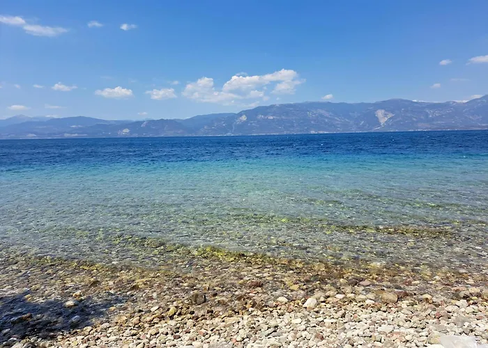 Athina-georgia * Kamares (Achaia)