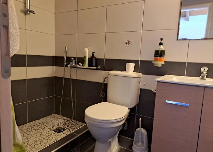 Дом отдыха Athina-georgia *